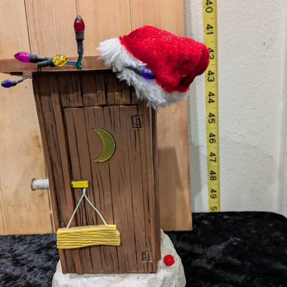 Festive Wooden Outhouse Holiday Decoration - Picture 7 of 7